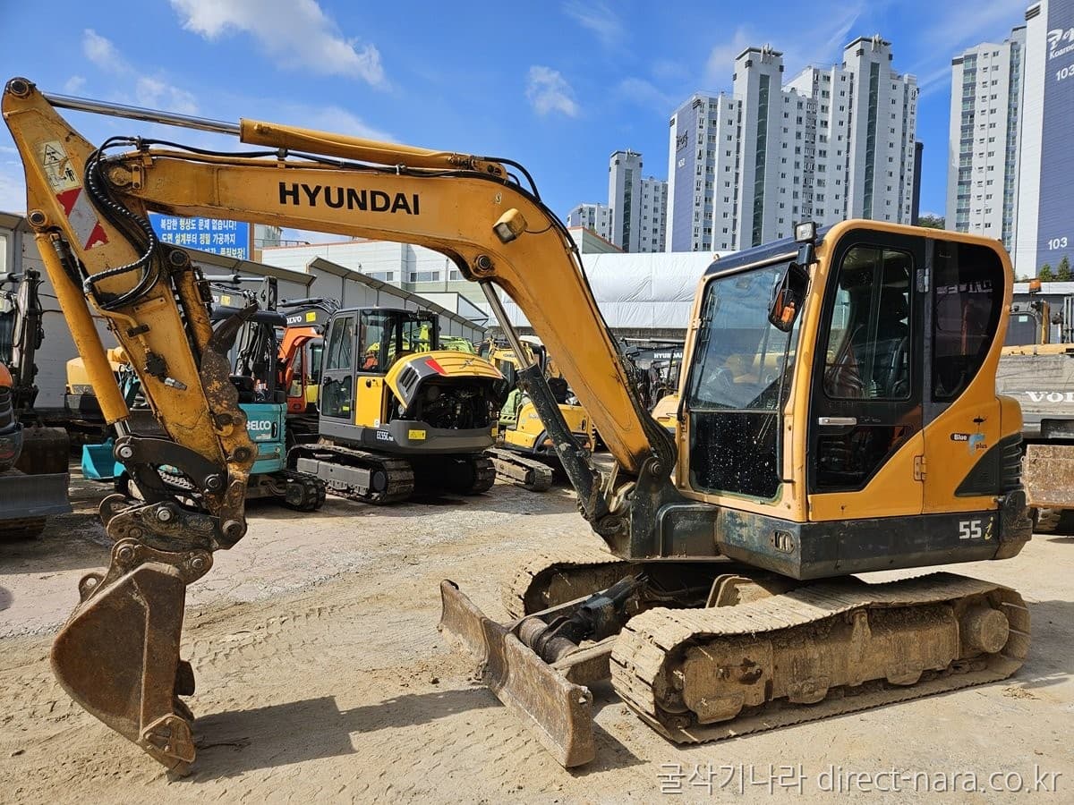HD Hyundai R55I