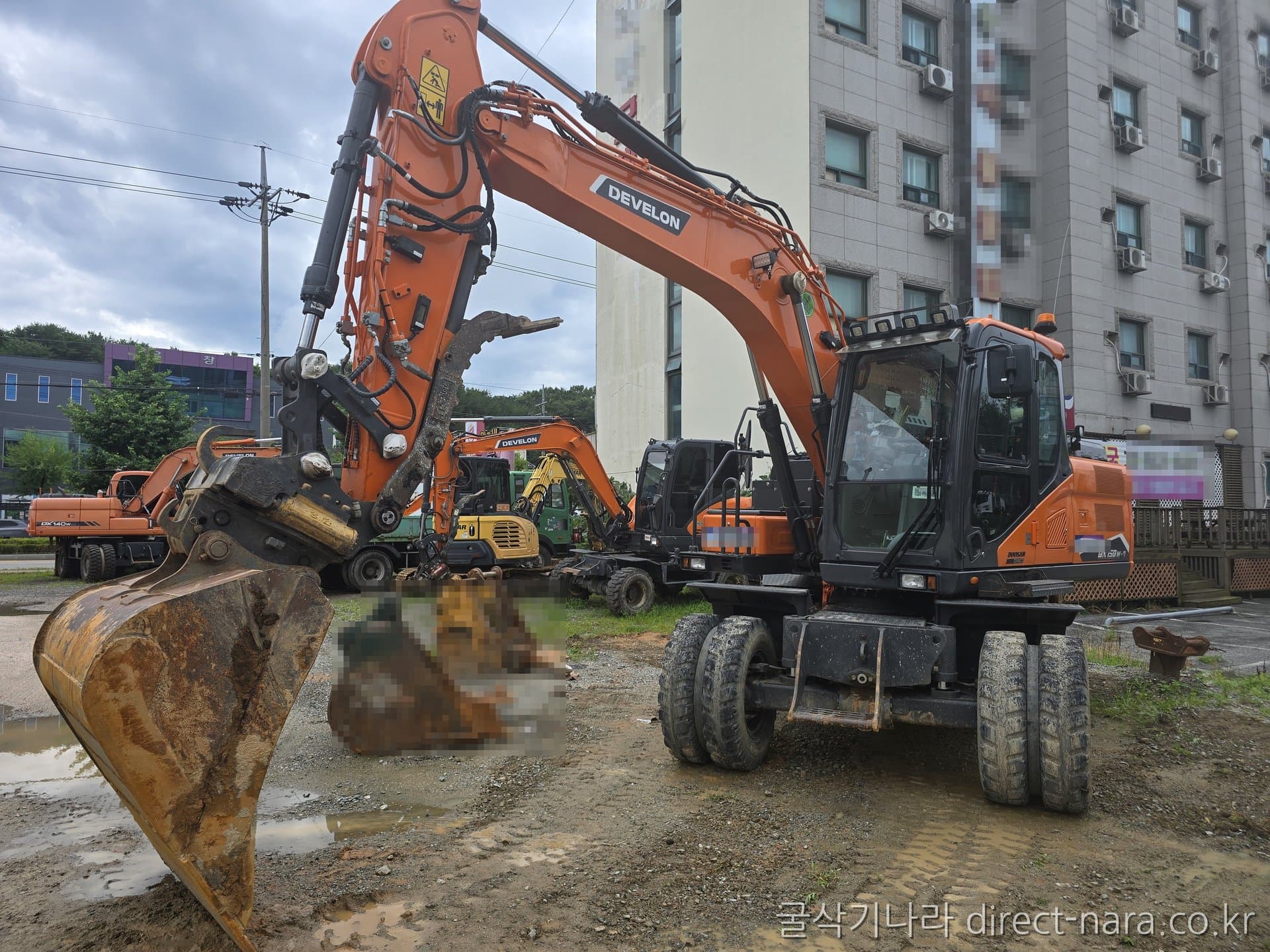 Doosan (Develon) DX150W
