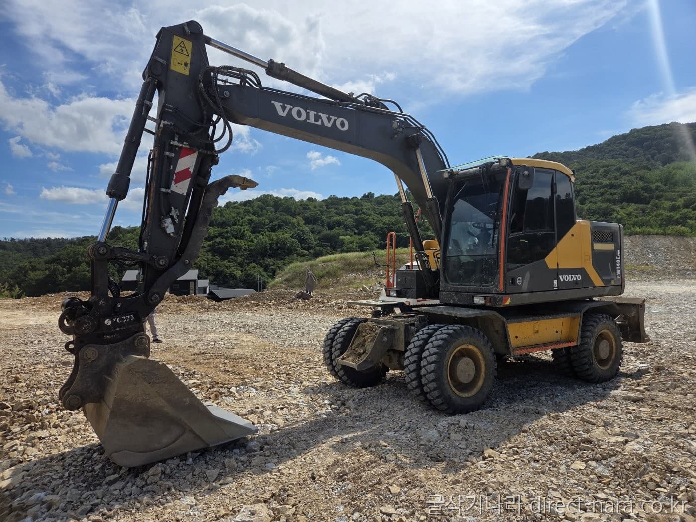 Volvo EW140E