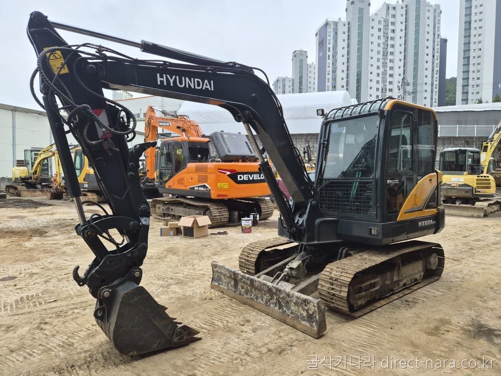 HD Hyundai HX60MT