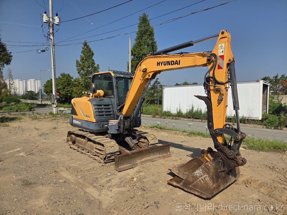 HD Hyundai HX60MT