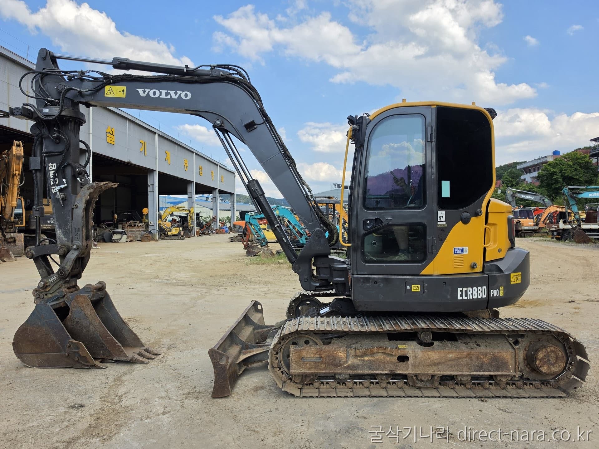 Volvo ECR88