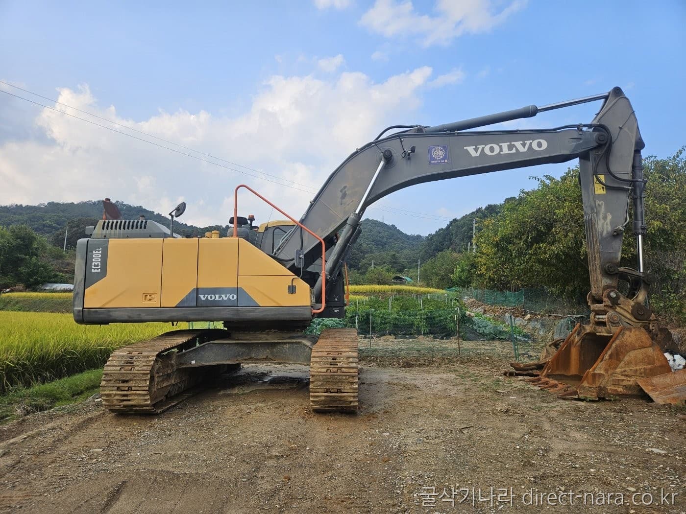Volvo EC300