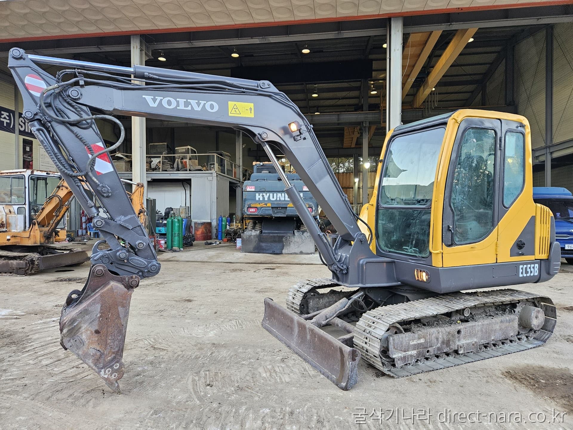 Volvo EC55
