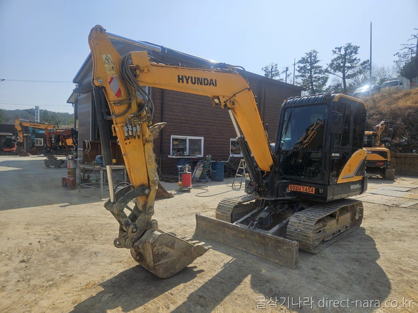 HD Hyundai HX60MT