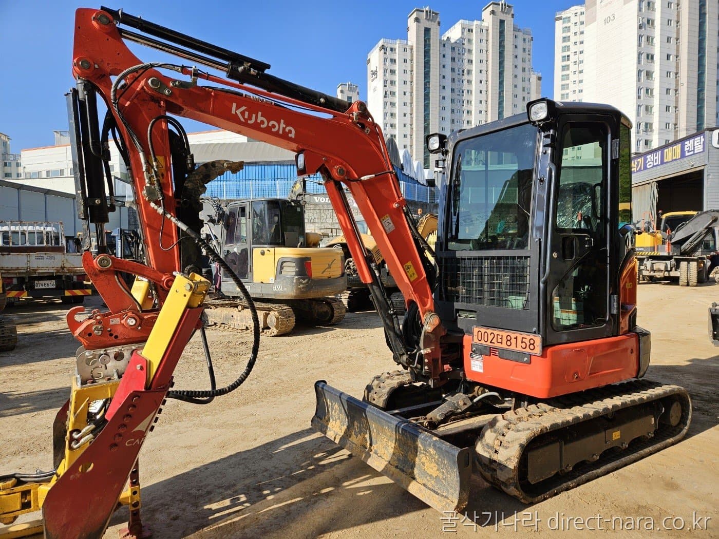 Kubota U30