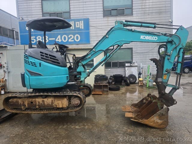 Kobelco SK30SR