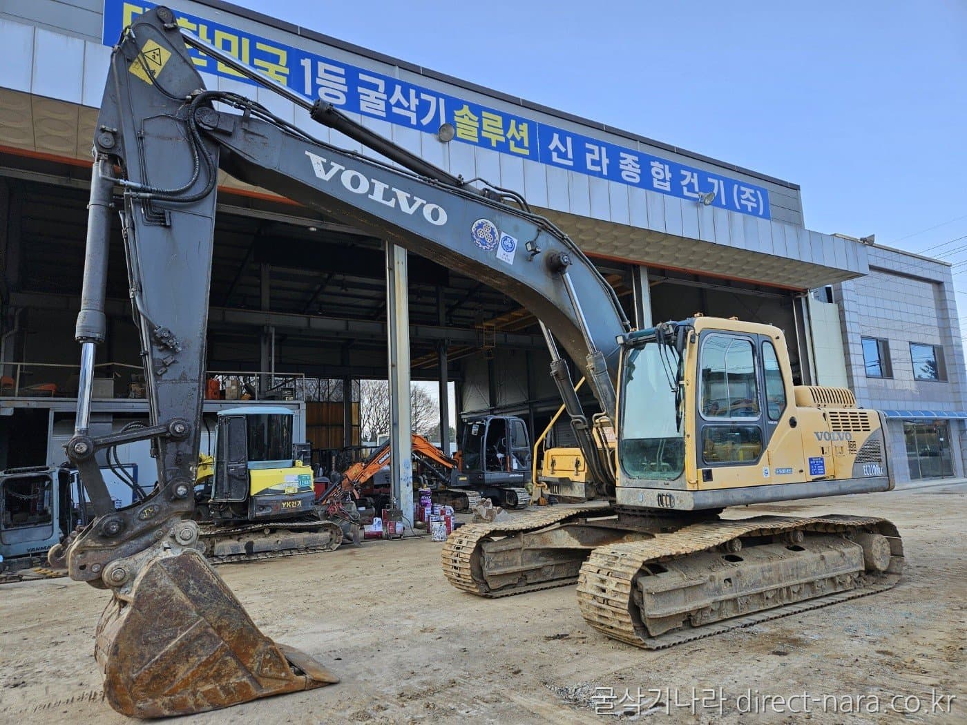 Volvo EC210B
