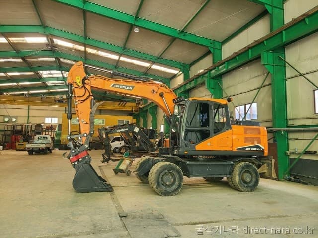 Doosan (Develon) DX150W-7