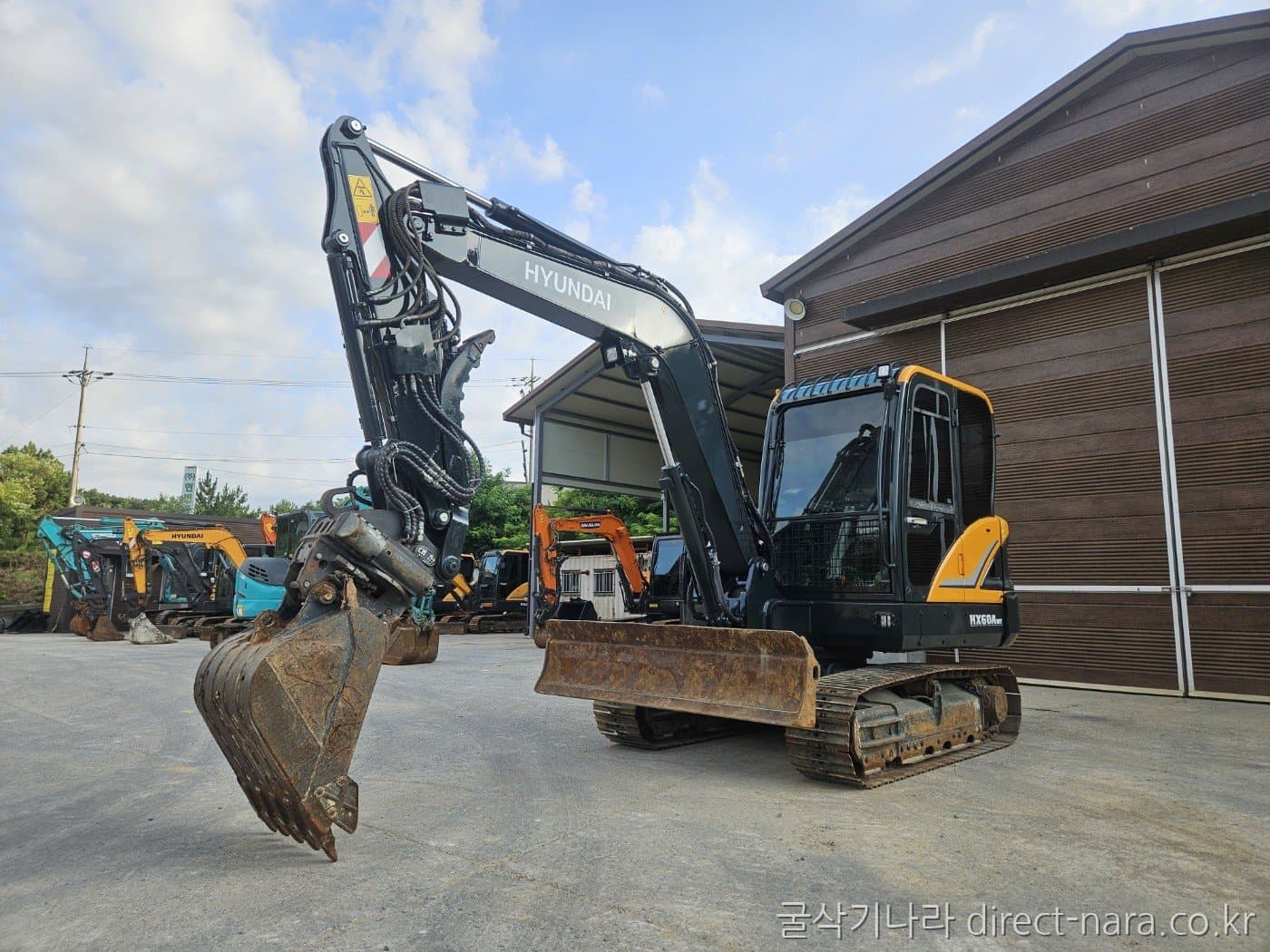 HD Hyundai HX60AMT