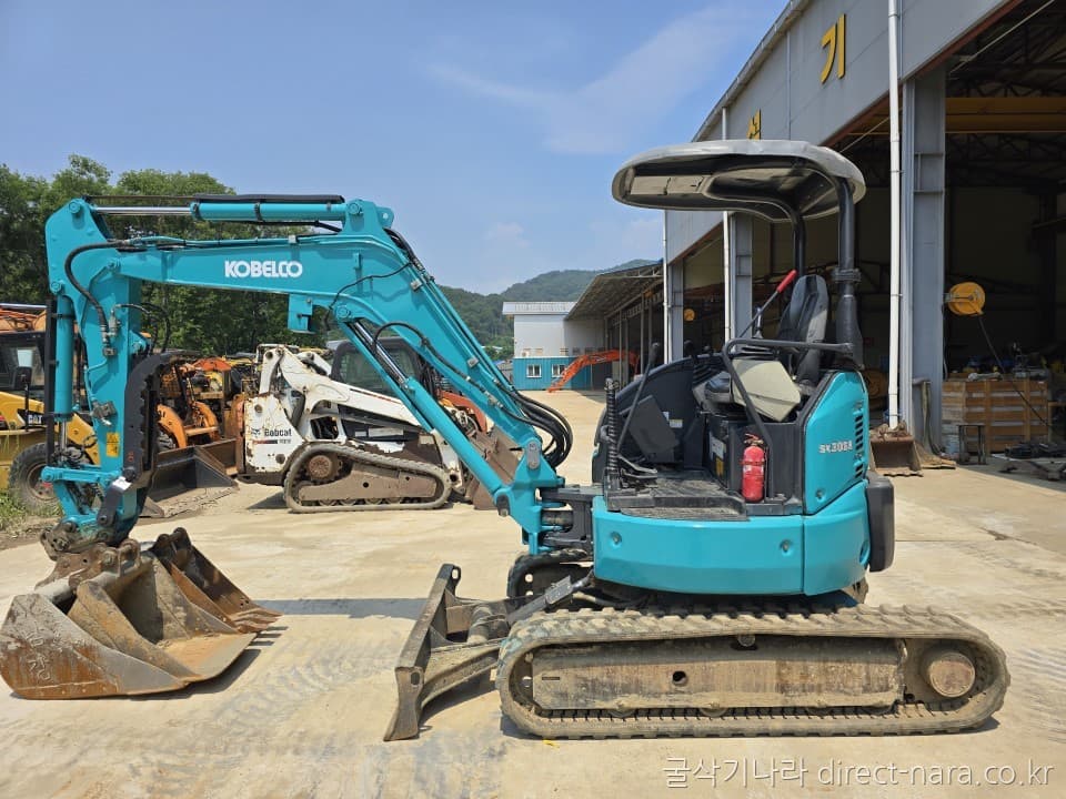 Kobelco SK30