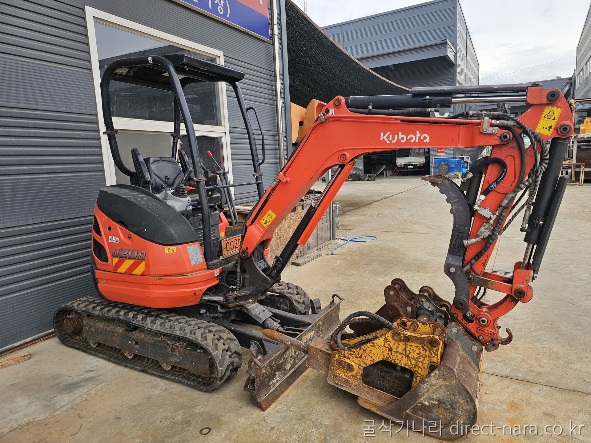 Kubota U20