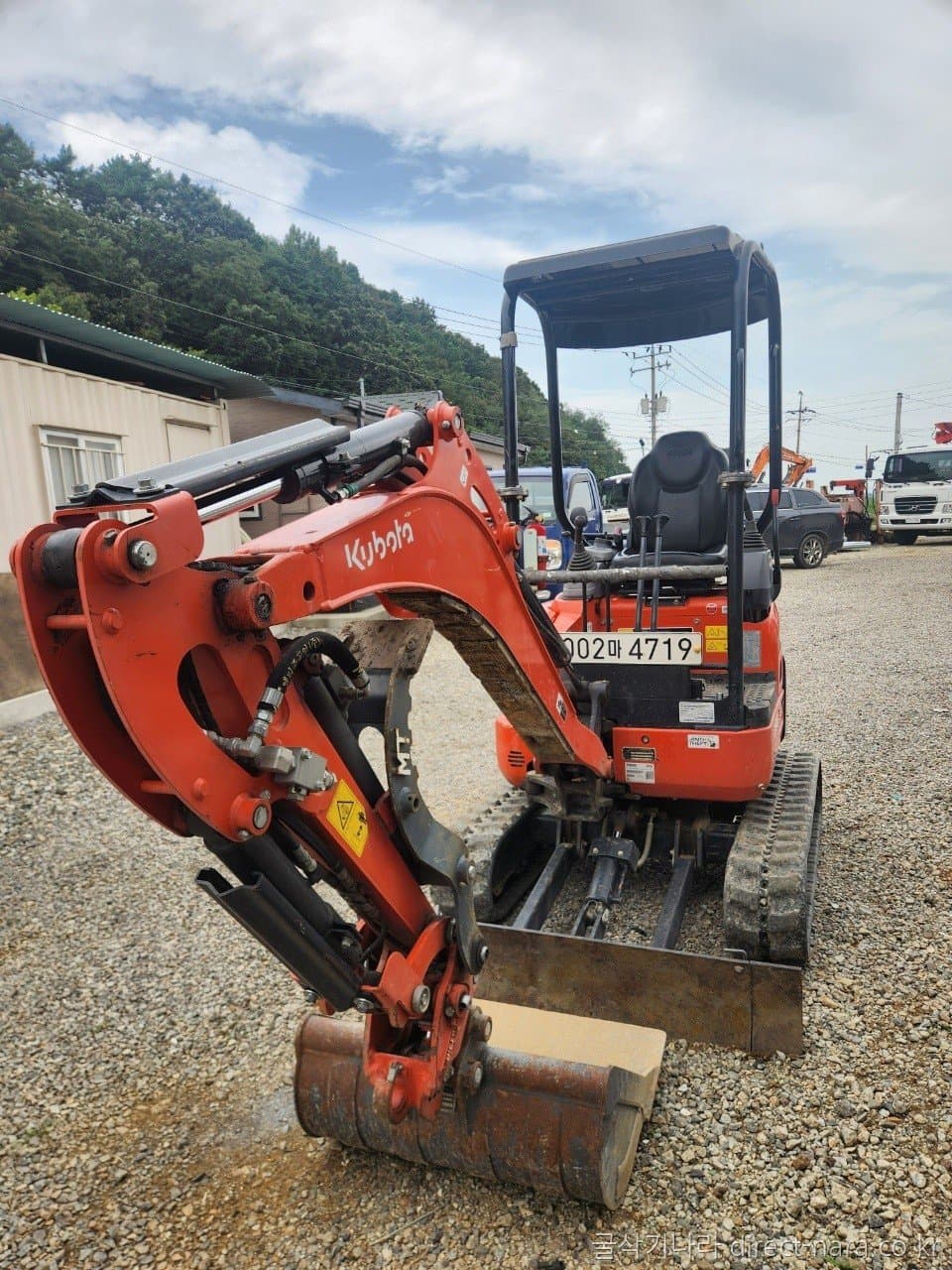 Kubota U17
