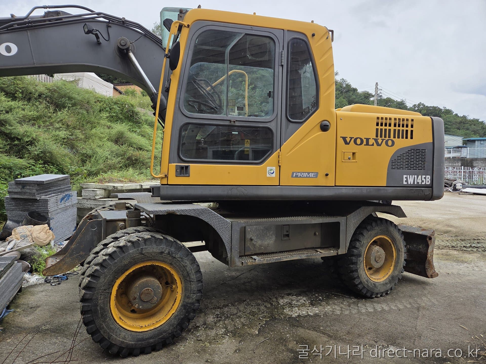 Volvo EW145