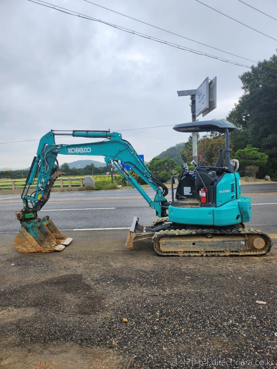 Kobelco SK35