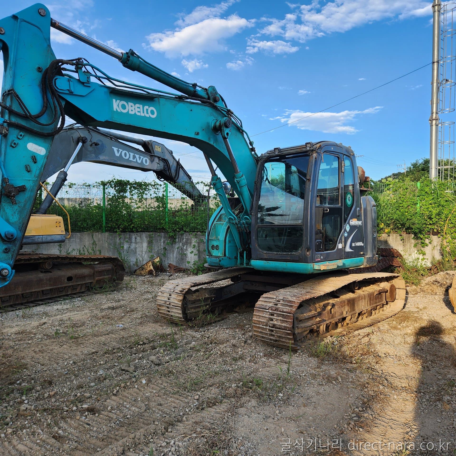 Kobelco SK140