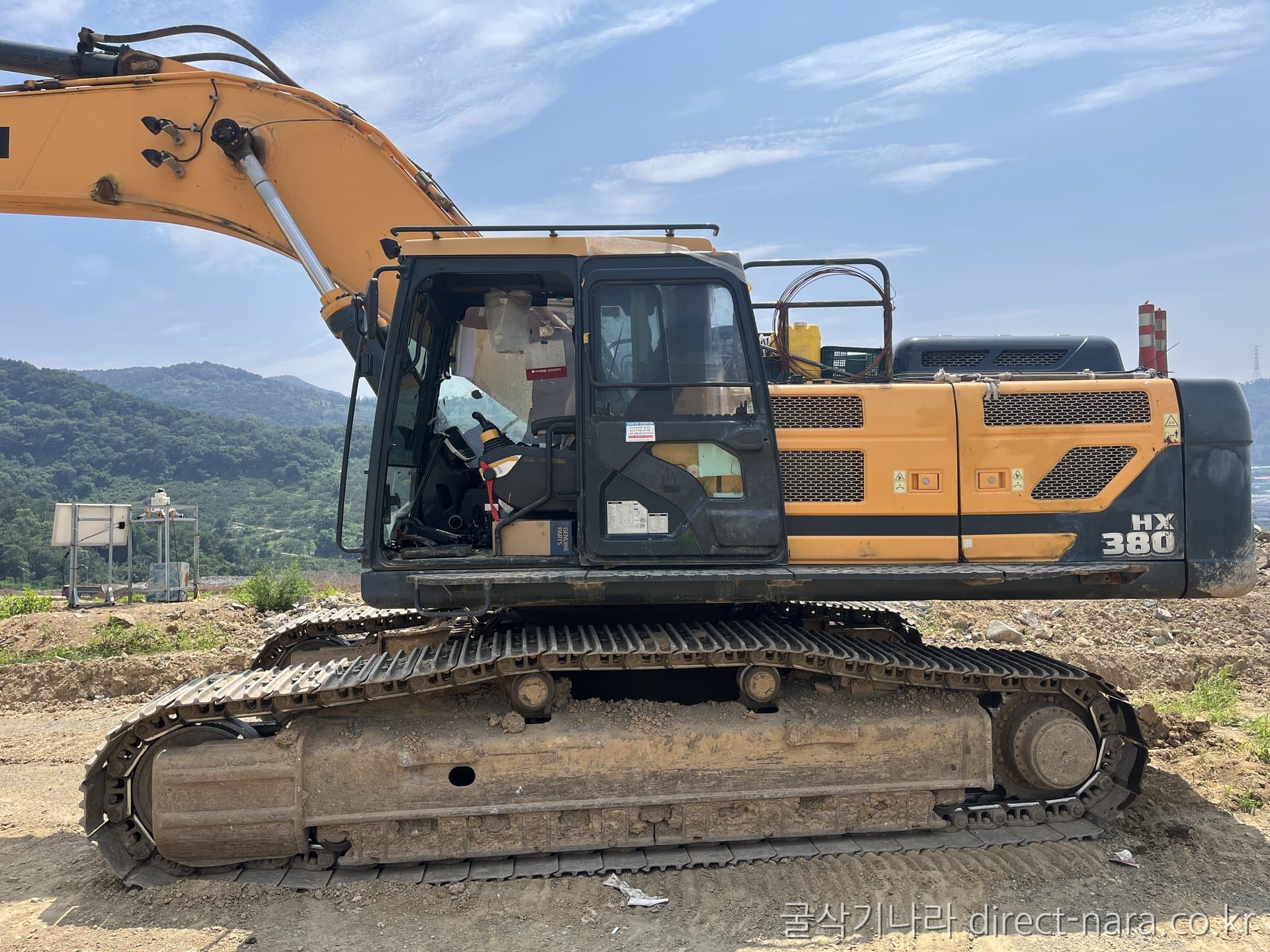 HD Hyundai HX380