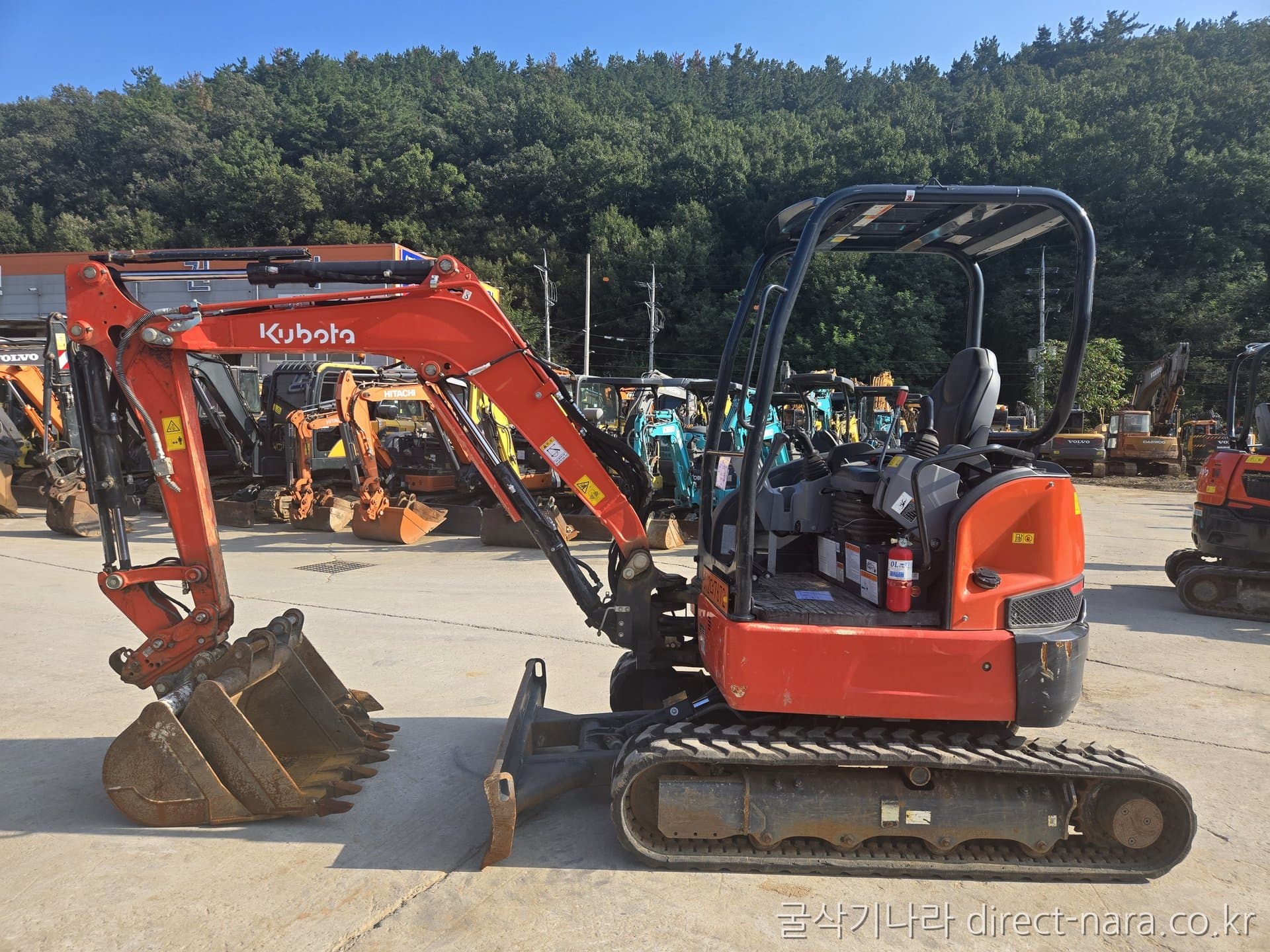 Kubota U30