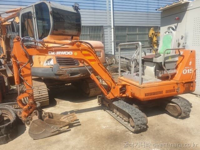 Doosan (Solar) S015