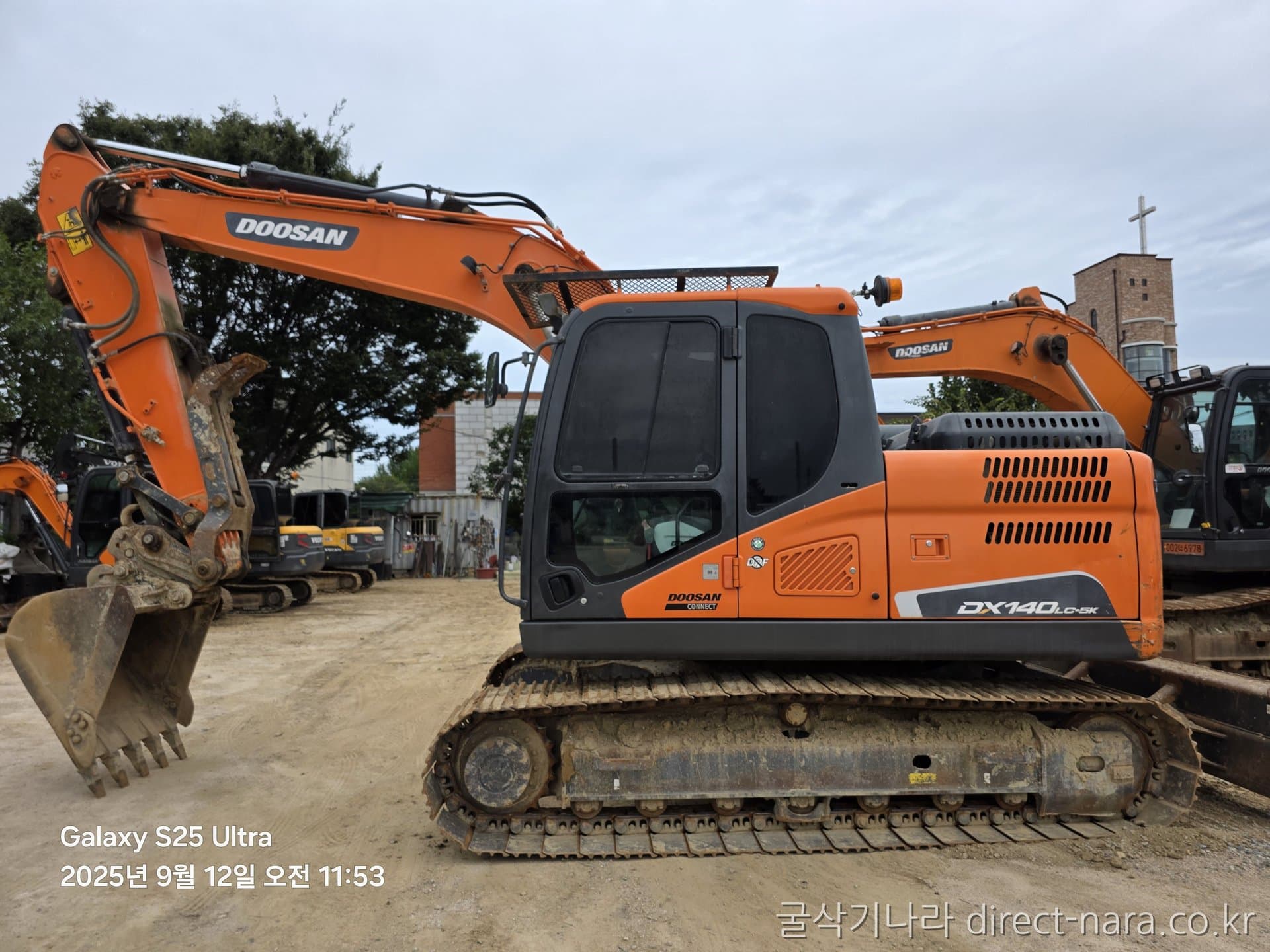 Doosan (Develon) DX140