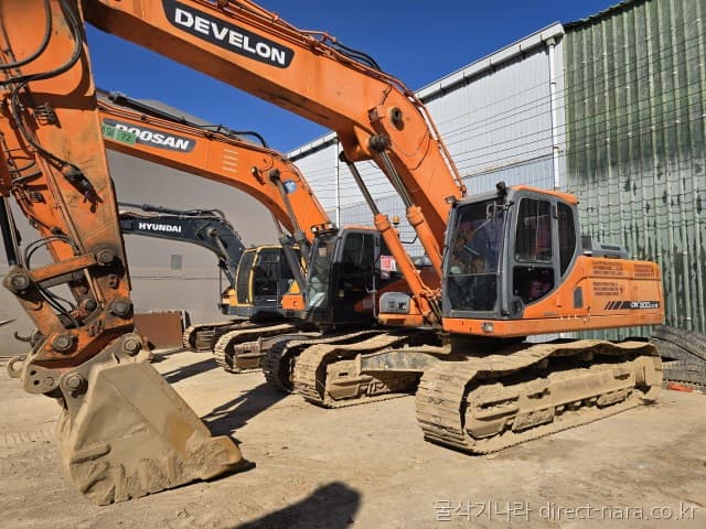 Doosan (Develon) DX300LC-3