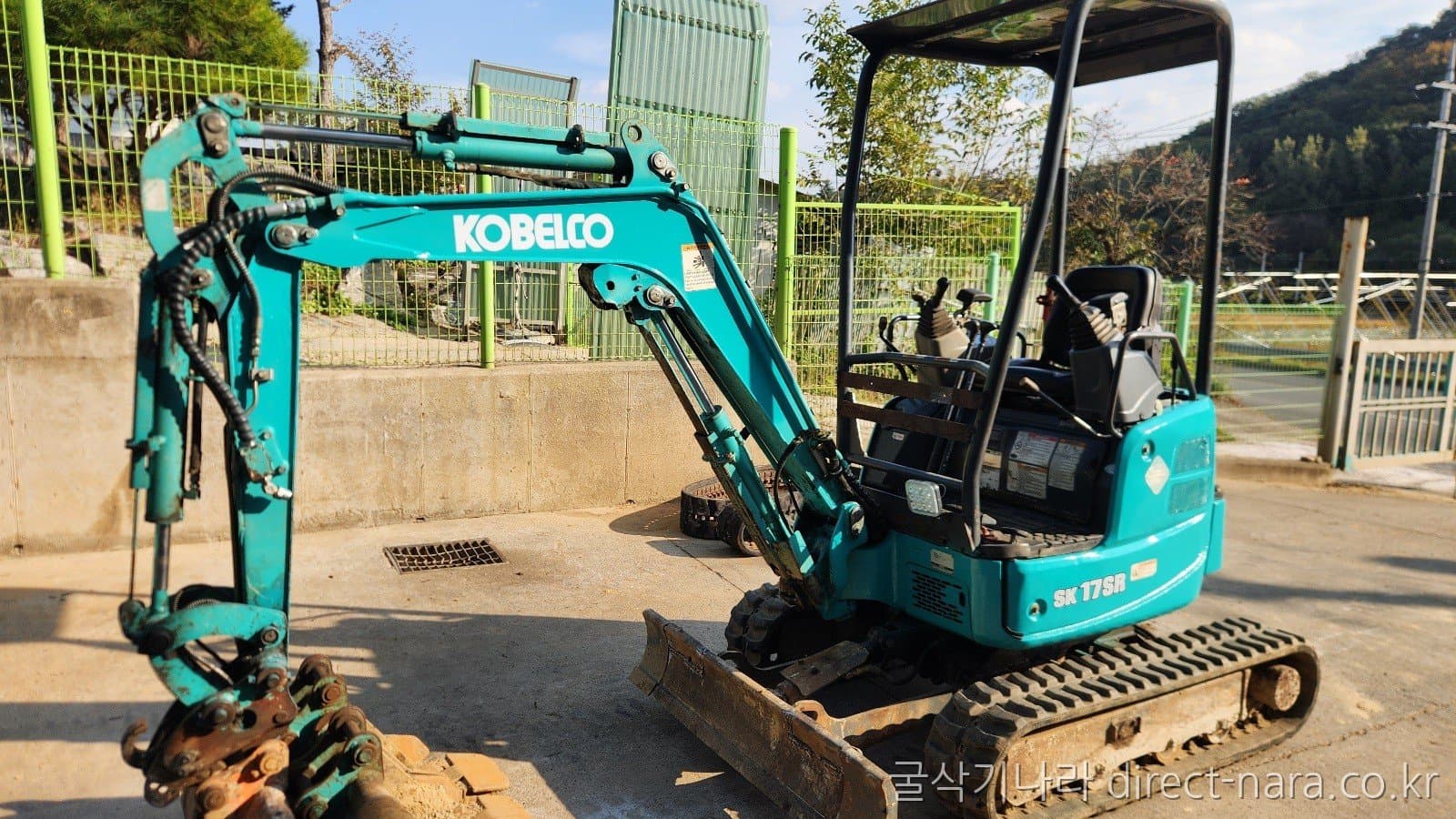 Kobelco SK17SR-5