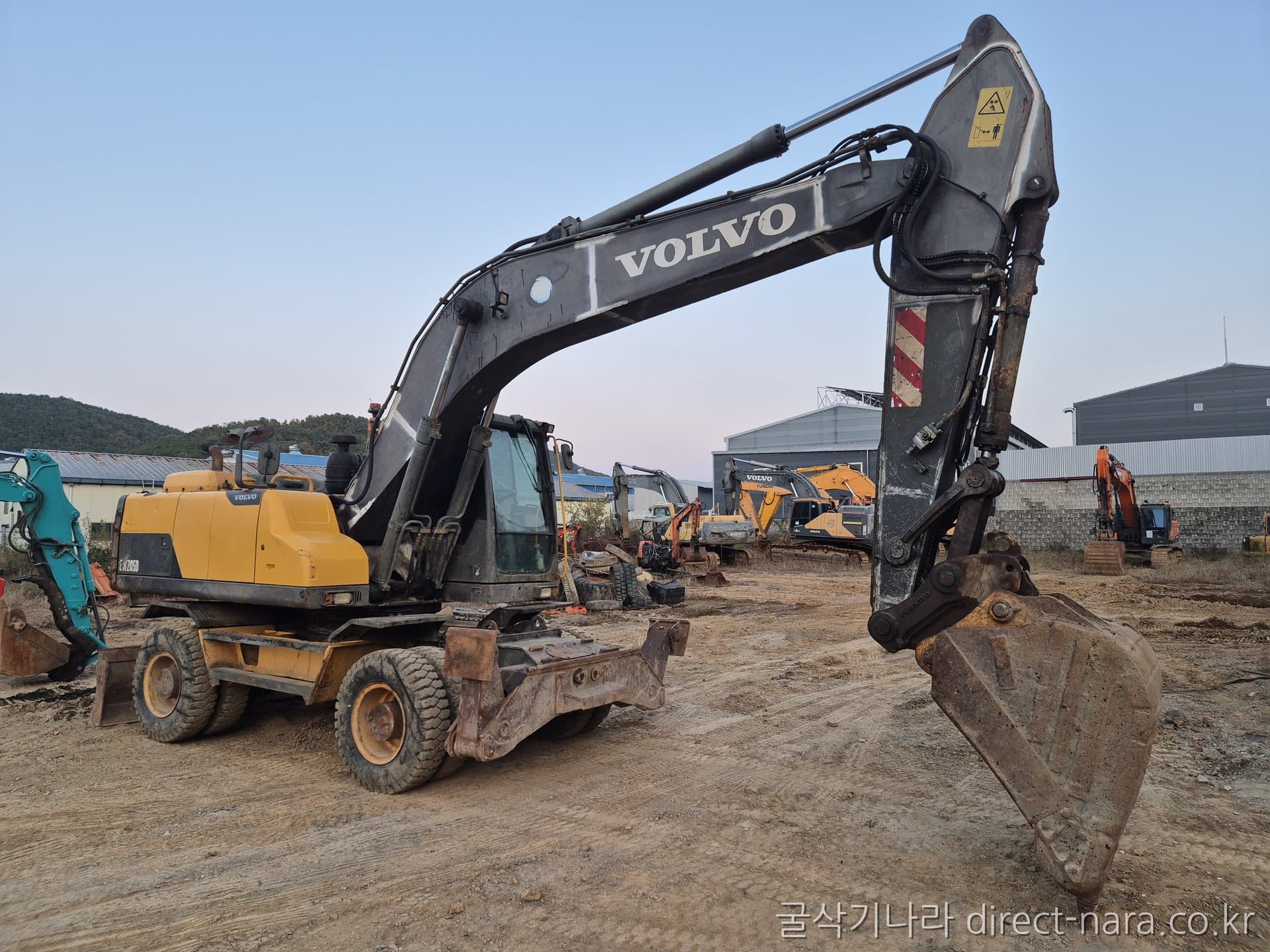 Volvo EW205
