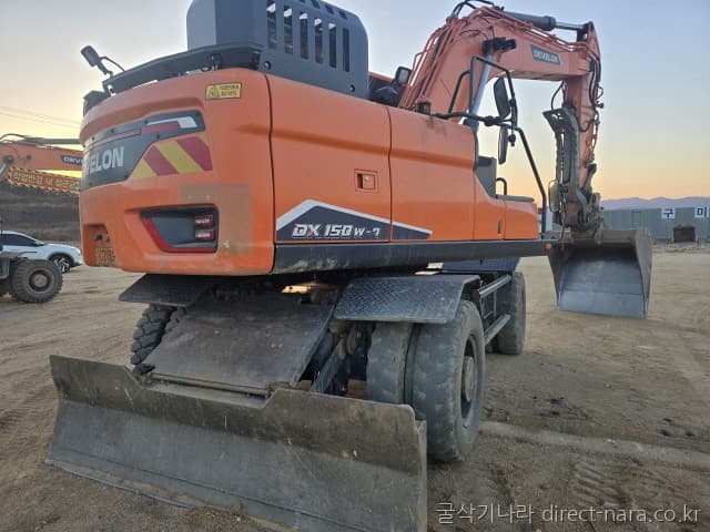 Doosan (Develon) DX150W-7