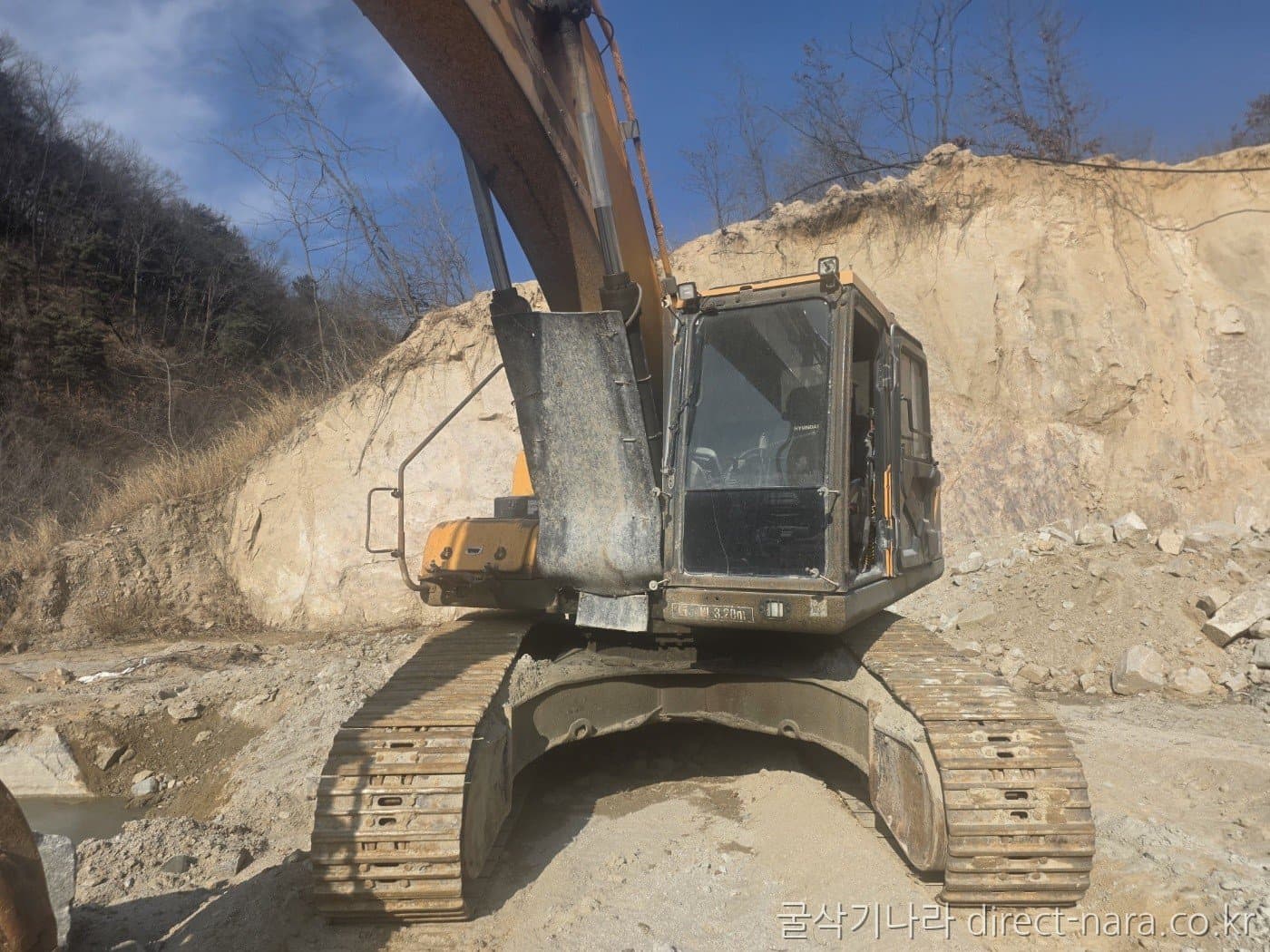 HD Hyundai HX300