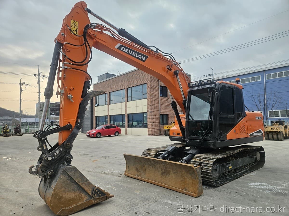 Doosan (Develon) DX150