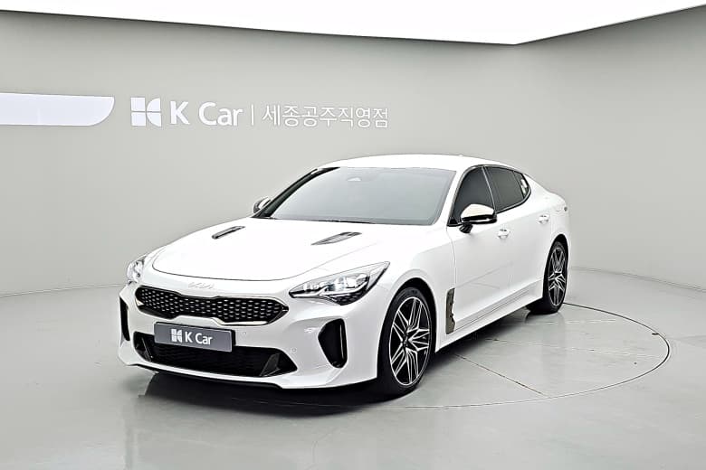 Kia Stinger Meister, 2022