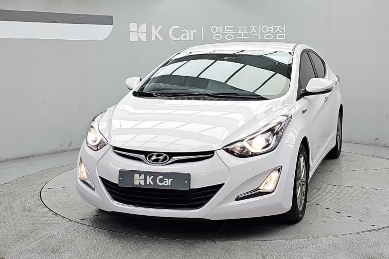 Hyundai The New Elantra, 2013