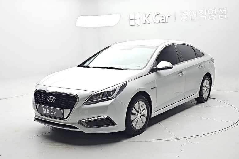 Hyundai LF Sonata Hybrid, 2016