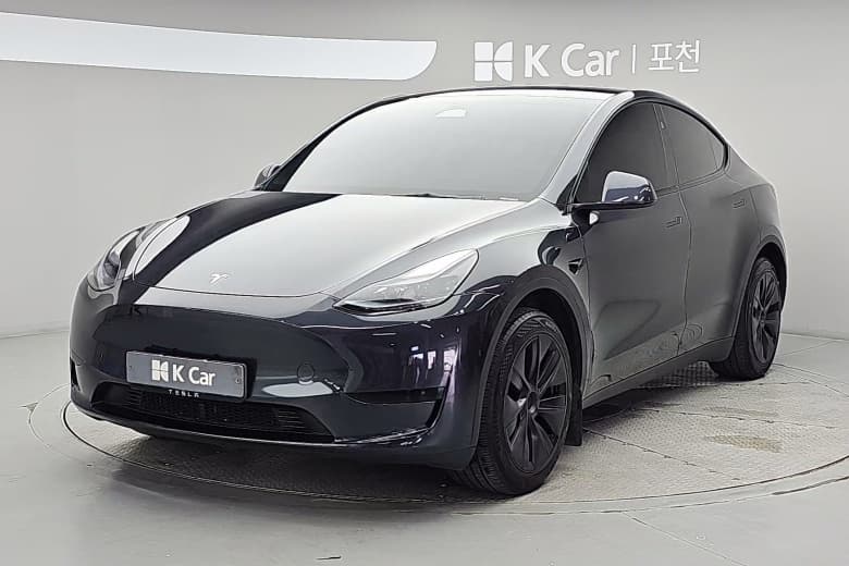 Tesla Model Y, 2025