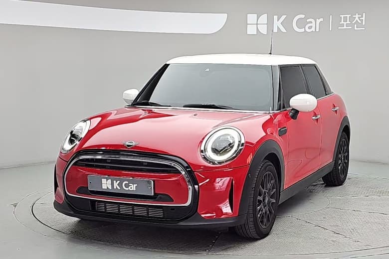 Mini Cooper (3 Gen F/L) 5-Door, 2023