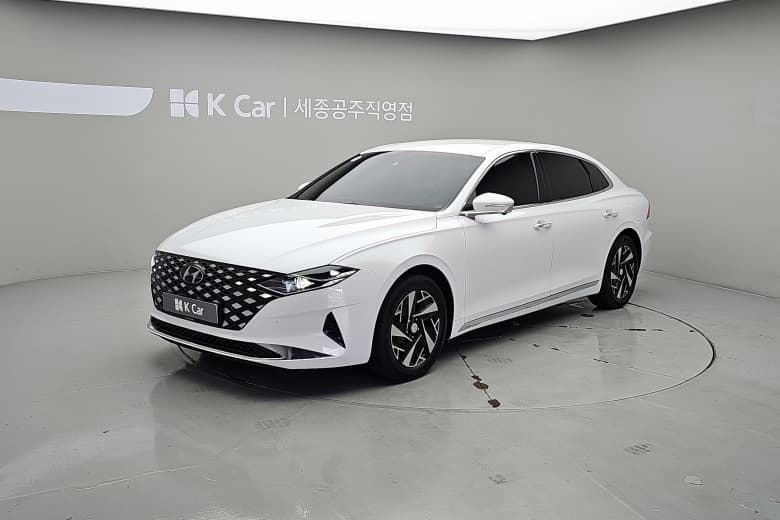 Hyundai The New Grandeur Hybrid, 2020