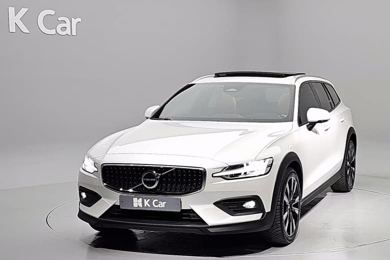 Volvo V60 Cross Country 2 Gen, 2024