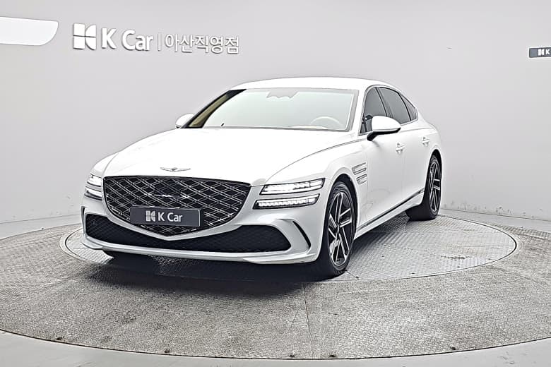 Genesis G80 (RG3 F/L), 2024