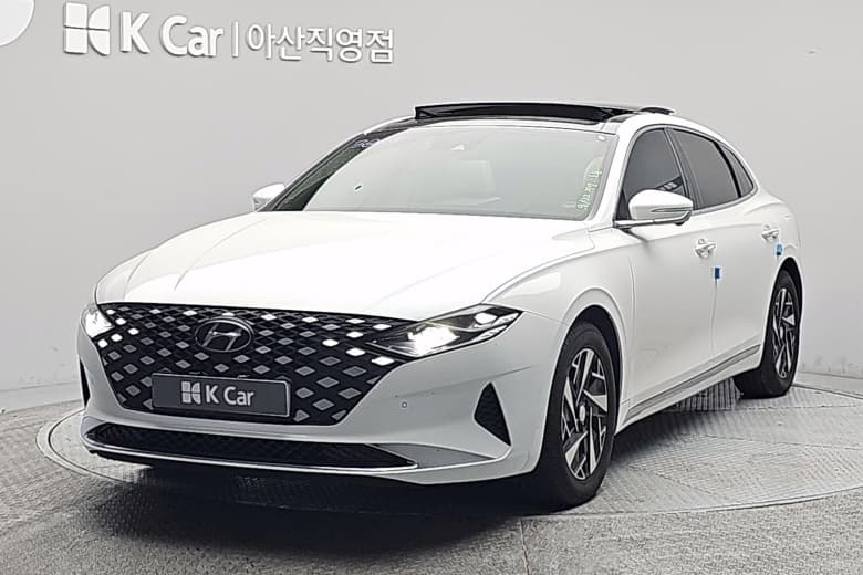 Hyundai The New Grandeur Hybrid, 2022