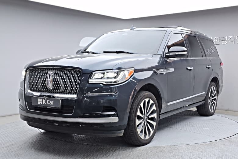 Lincoln Navigator, 2022