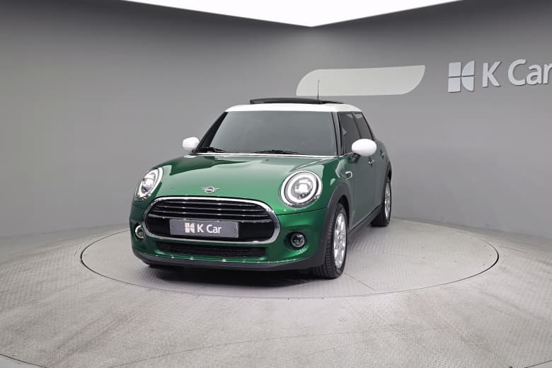 Mini Cooper (3 Gen) 5-Door, 2020