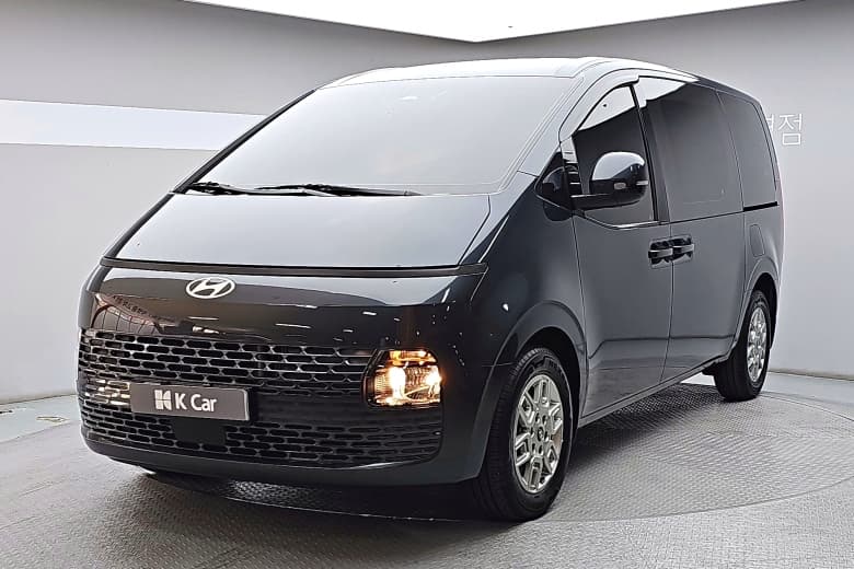 Hyundai Staria Hybrid, 2024