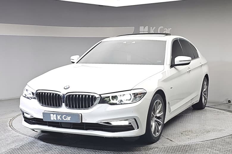 BMW 5-Series (G30), 2018