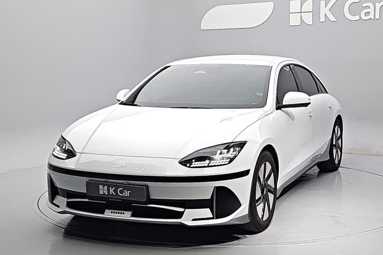 Hyundai Ioniq 6, 2022