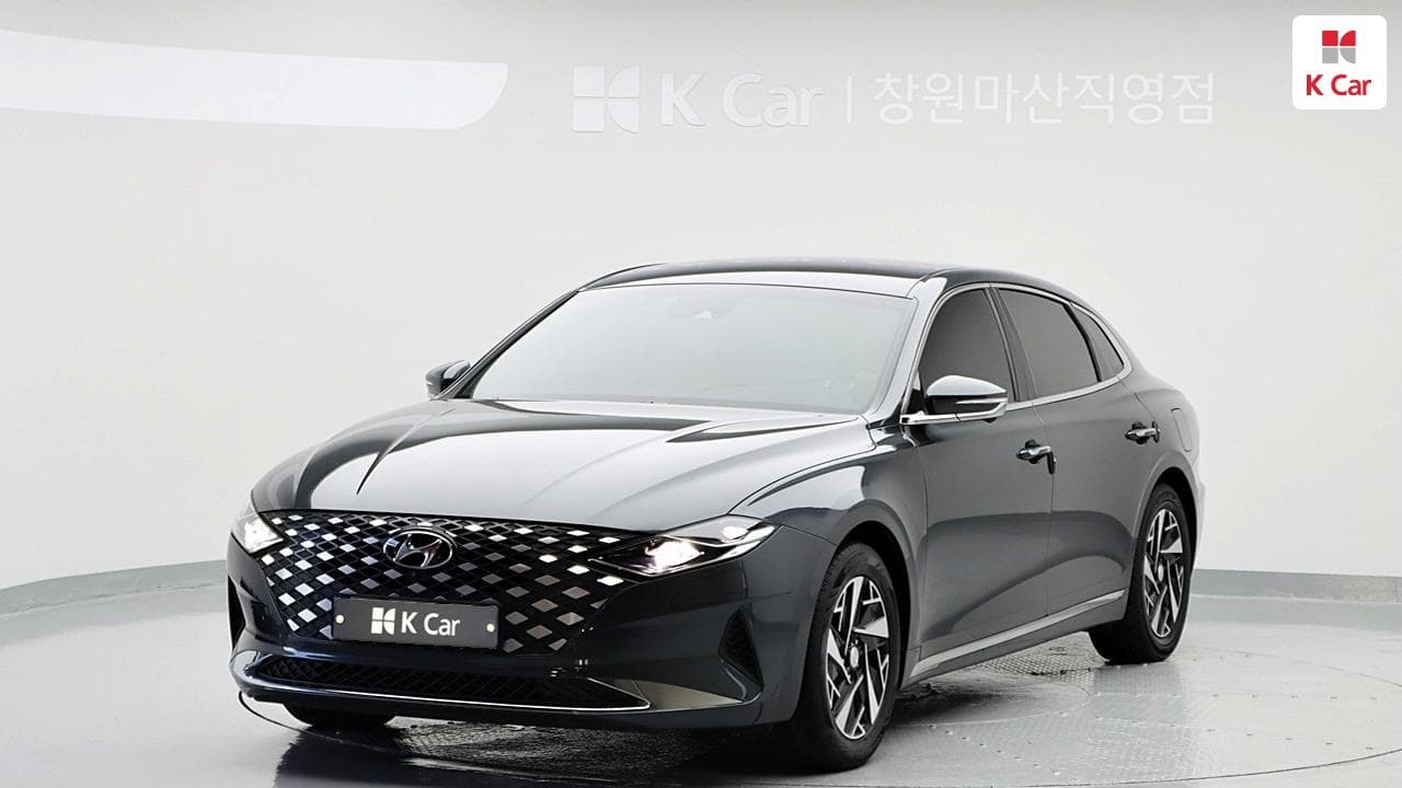 Hyundai The New Grandeur Hybrid, 2022