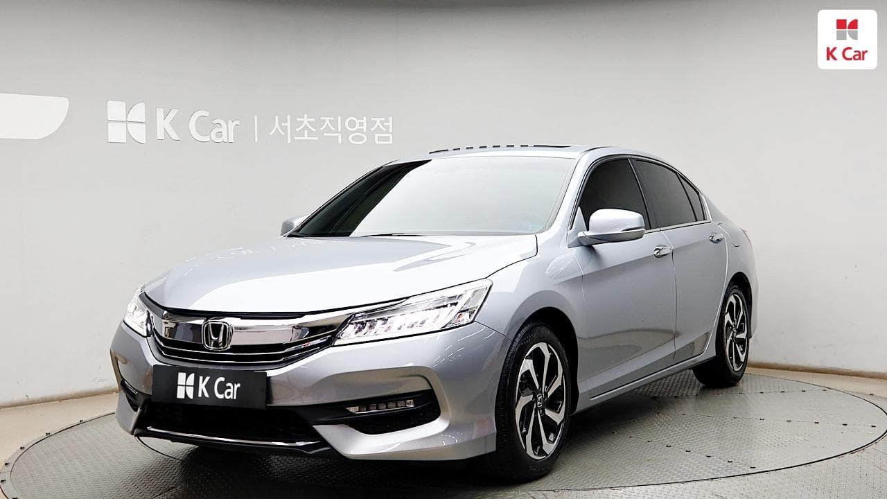 Honda All NewAccord, 2016