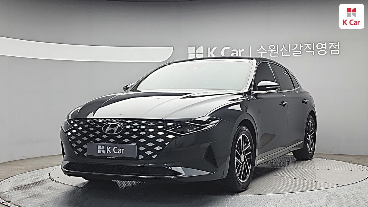 Hyundai The New Grandeur, 2022