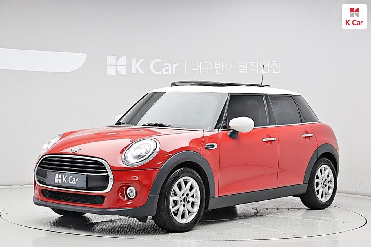 Mini Cooper (3 Gen) 5-Door, 2021