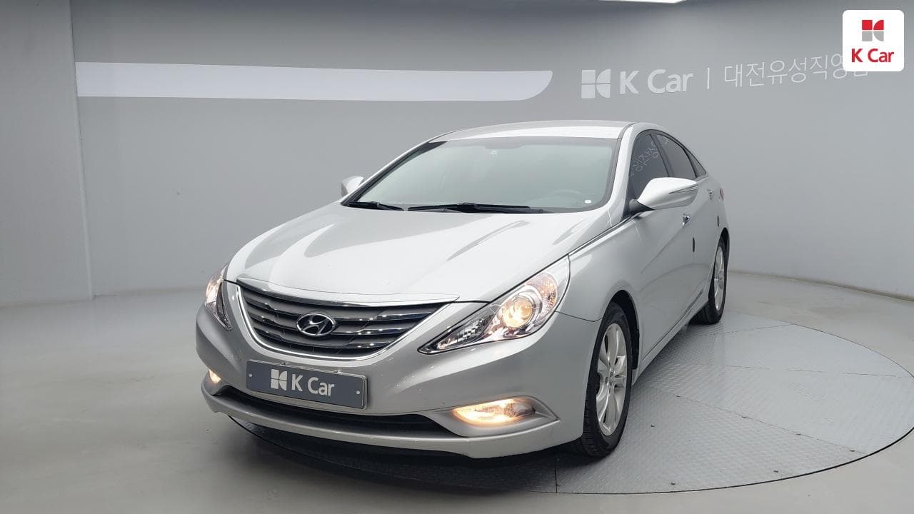 Hyundai YF Sonata, 2012