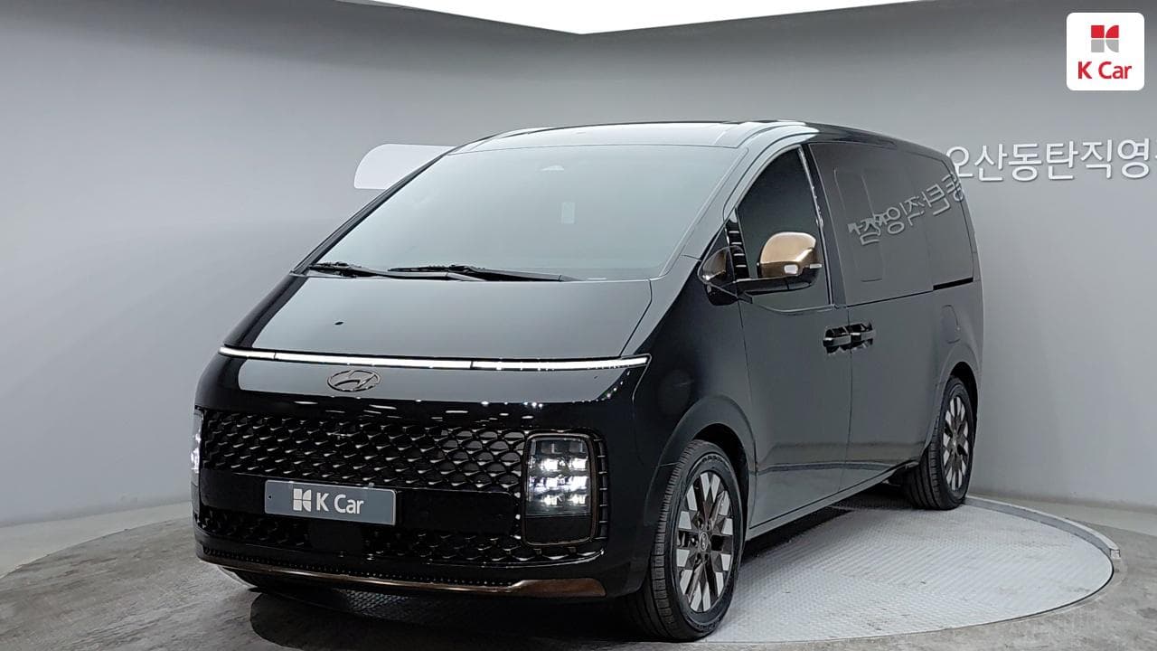 Hyundai Staria, 2023